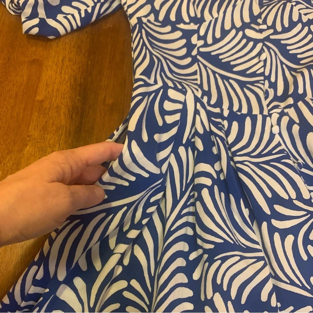 Versona Dress Medium Royal Blue White Palm Pattern Pockets Puff Sleeves